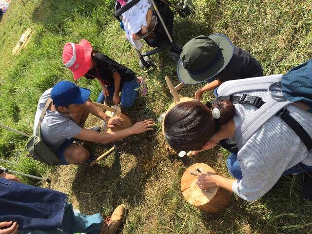 アウトドアイベントにて／加藤数物スプーンづくりワークショップ