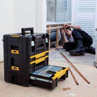 業界最多クラスの11種類！組み合わせ自由な「DEWALT TSTAK」はアウトドアにも最適 | カシワバラさんの暮らし。