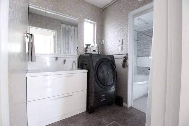 見た目も機能性も◎洗面所の床に最適なクッションフロア!