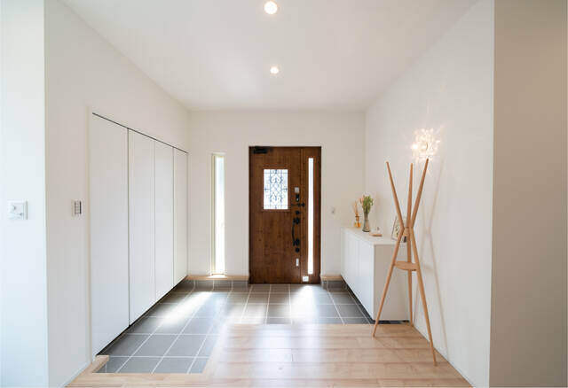 土間収納のオシャレな施工例5選！後悔しない玄関収納の作り方とは？