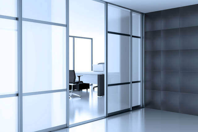 移動できる間仕切り「スライディングウォール」で空間を有効活用しよう！