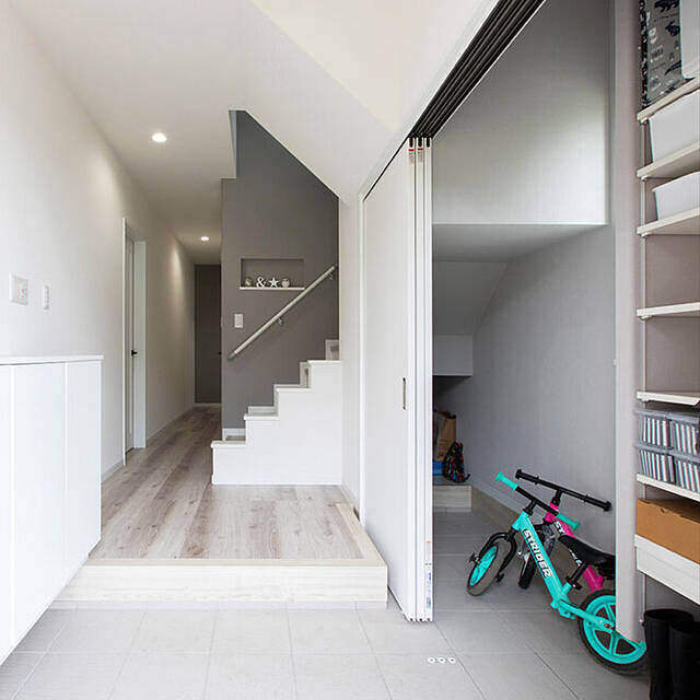 土間収納のオシャレな施工例5選！後悔しない玄関収納の作り方とは？