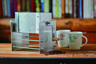 手回しで簡単焙煎！ボックス型ロースターをDIY！ | カシワバラさんの暮らし。