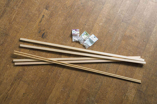 “仕舞えるだけ”の収納で満足?汚れも防げる超快適サイドテーブルをDIY