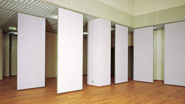 移動できる間仕切り「スライディングウォール」で空間を有効活用しよう！