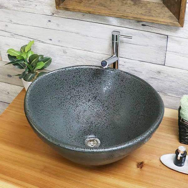 オシャレなトイレは手洗いカウンターが主役!参考実例5選!