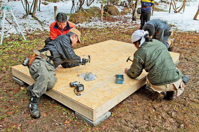 DIYで作れる!片屋根デッキ付きの多目的小屋制作ガイド