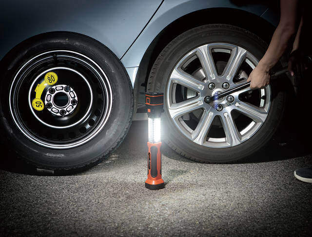 充電式マルチLEDライトバーはキャンプ&フェスで大活躍！防災にも役立つ電動工具