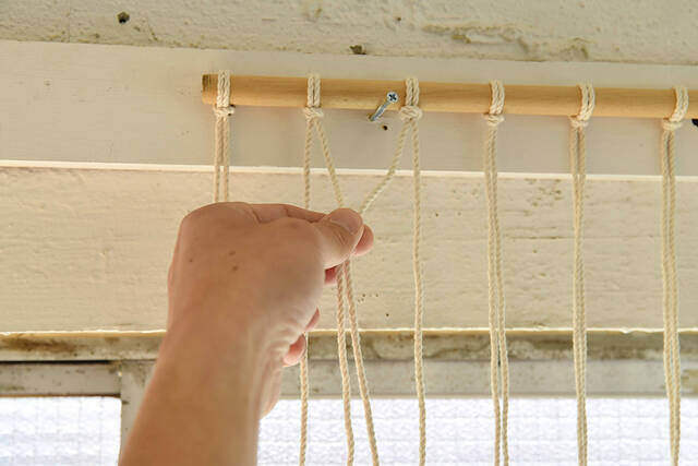 収納難民大歓喜!!コンパクト&便利な壁面収納を“アレ”で作る!