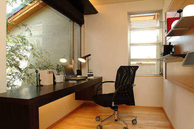 2畳で書斎にできるのか?レイアウト実例も紹介