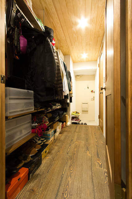 まるで太陽の光降り注ぐ南国リゾート！リノベ部屋だからできた開放空間