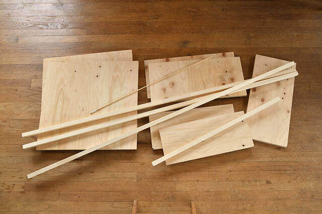 畳んで収納、開いてカフェに!収納力も抜群な移動式バタフライテーブルをDIY