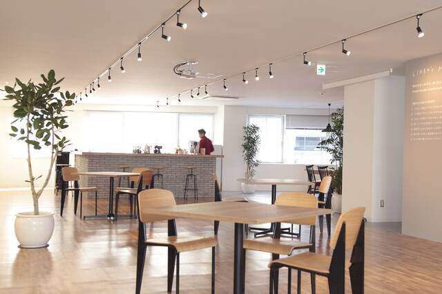 オフィスカフェとは? 設置するメリットや活用方法、導入事例を紹介!