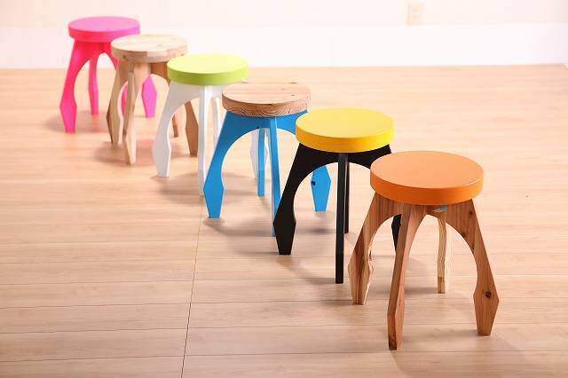 木itで作るDIYスツール！家族と成長する木工家具