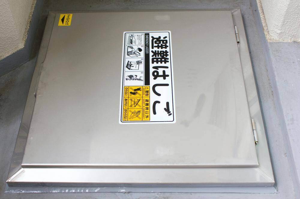 ベランダは災害時の避難経路になる