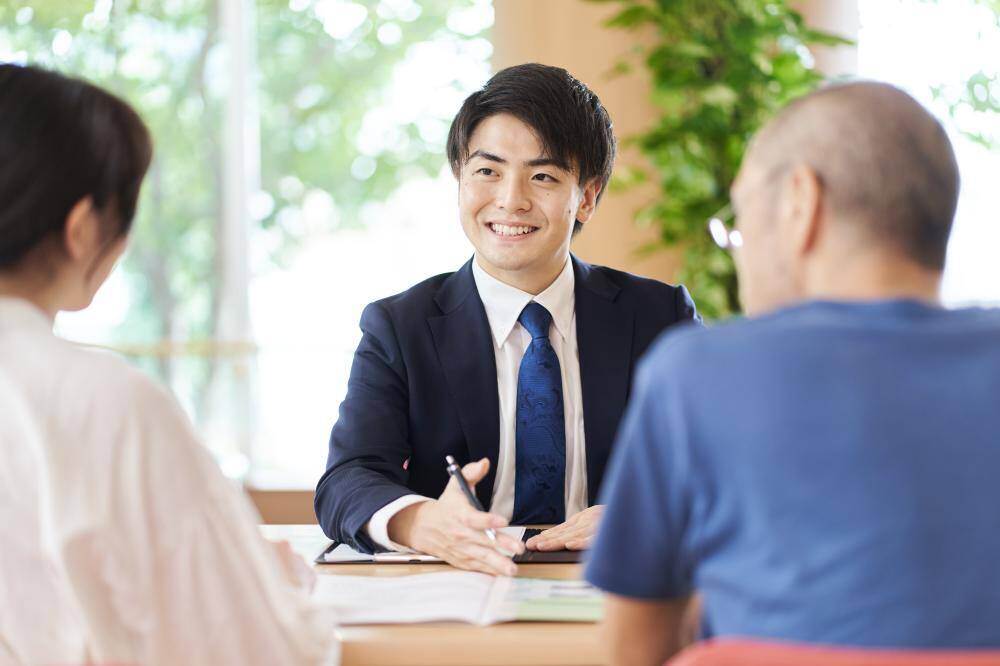 外部の相談窓口の例を5つ紹介
