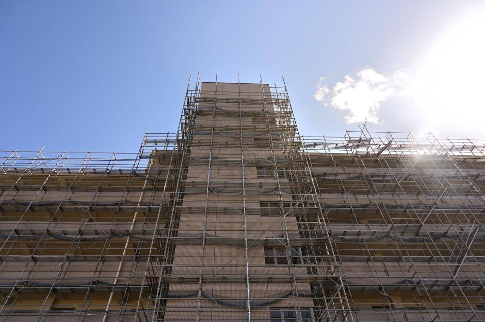 十数年に１度の大規模修繕だけではマンションの劣化への対応に十分とは言えない