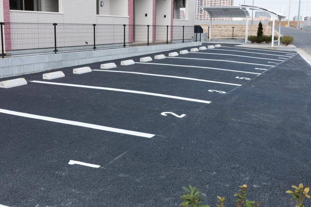 多くのマンションで車を所持する居住者の減少が課題となっている