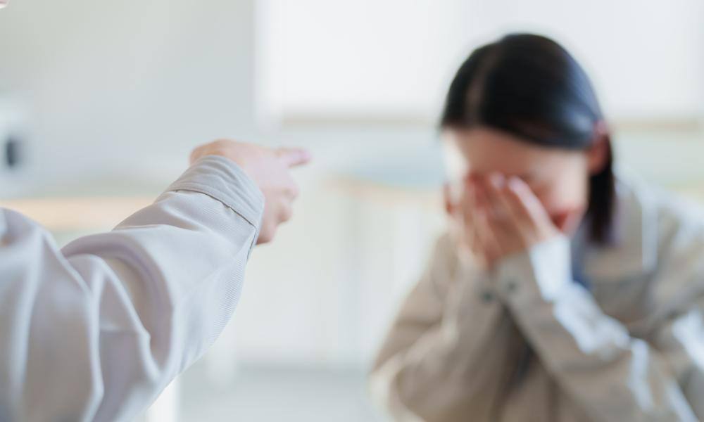 毎月開催しないとクレームへの対応が遅れてしまう