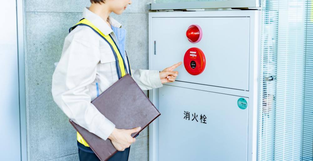 収容人数が50人以上のマンションでは防火管理者の選任が必要